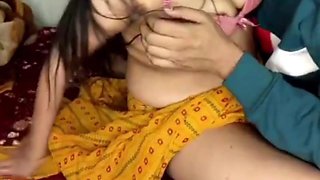 Indian Girl Roohi's Sex Scandal Goes Viral