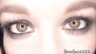 Slutty Sinn's solo female scene