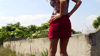 Busty Milly Morris Shows Her Perfect Body