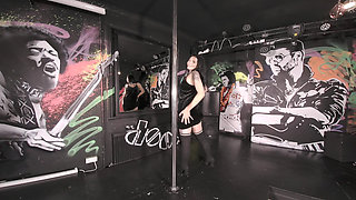 Keeley - Bonding Experience