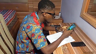 How Nigerian Student Melissa Seduced and Fucked Her Lecturer to Pass Her Final Exams in University