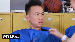 Lauren Phillips is the ultimate coach who motivates her team with her hot body