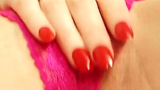 Sexy Brunette Babe Starts to Get Hot and Takes Her Clothes off