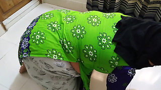 Italian Hot Huge Ass Stepaunty Gets Stuck Under Bed While Cleaning Room Then a Guy Comes & Fucks Her, & Helps Her Out - Sexy