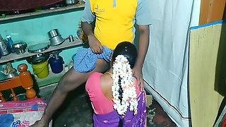 Howse Woner Having Sex In Tamil Aunty - Hindu Girl