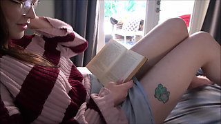 Nerdy Big Boobed Stepsister Learns How to Fuck - Honey Hayes - Family Therapy - Alex Adams