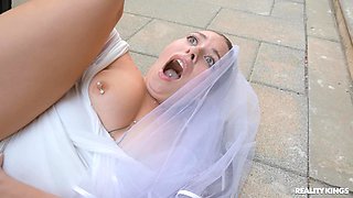 Sneaky Sex - Chauffeur Fucks The Bride 2 - Jordi El Nino Polla