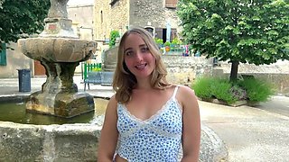 Sya, 33 years old, beautician in Besançon! - Jacquie et Michel TV