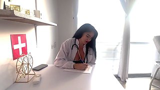 Doctor gives patient a impressive oral pleasure to ease his