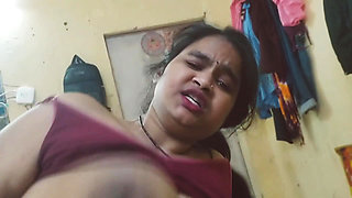 Indian desi friends duo big boobs saree blouse drop tease ultra hot bedroom mms style