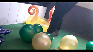 Balloon Garland: How Long Will the Balloons Stay Intact?