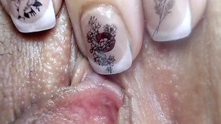 Her Pussy Got Wet Getting Orgasm and Squirting, Close-up