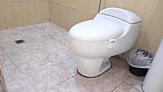Crisanto999 Eats Stepsis in Toilet
