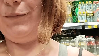 Nymeria Malfoy shamelessy flashes and pees in public