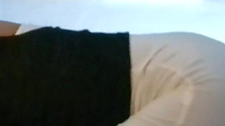 MILF with a Gorgeous Body Gives a Blowjob and Cums in Her Mouth