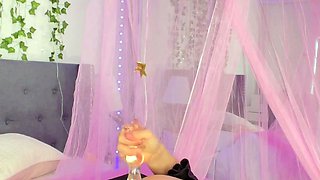 cute cutie redhead flashing ass on live webcam