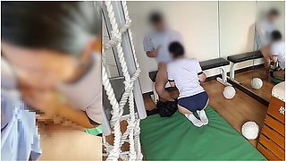[amateur Creampie]sex With Cute Japanesecall Students To The Gym And Cum
